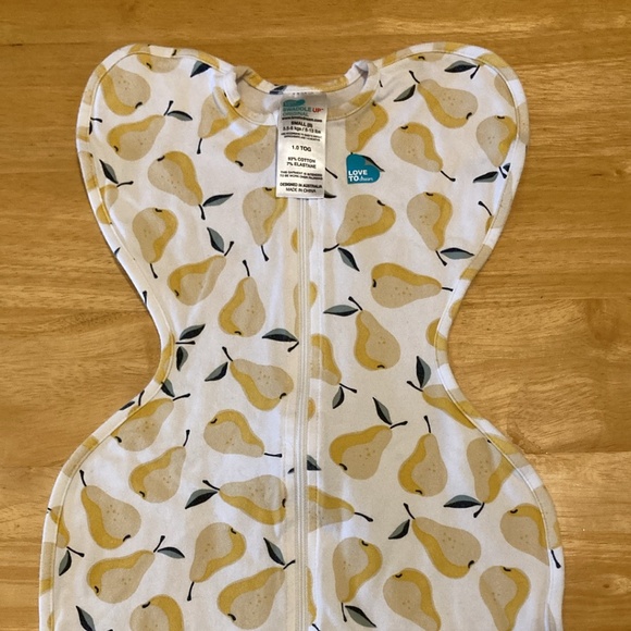 Love to Dream Swaddle - Picture 1 of 3